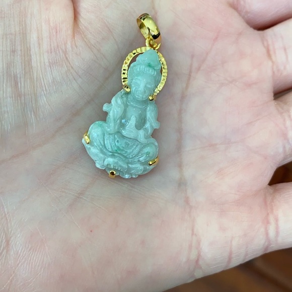 14K Solid Gold Kwan Yin Guanyin Female Buddha Natural Jadeite Jade Pendant - Picture 5 of 8